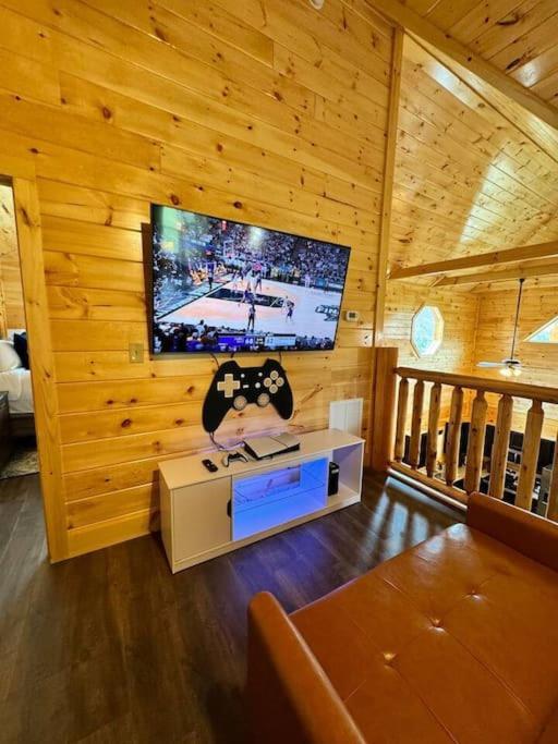 New! Indoor Pool/Ps 5/Hot Tub/Parkway Villa Pigeon Forge Exterior foto