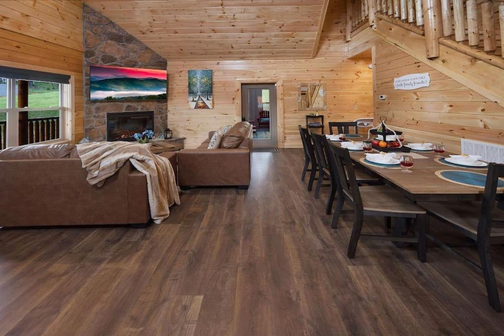 New! Indoor Pool/Ps 5/Hot Tub/Parkway Villa Pigeon Forge Exterior foto