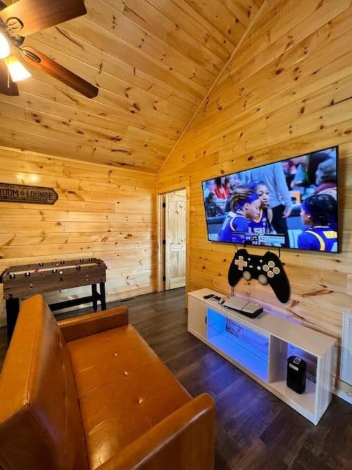 New! Indoor Pool/Ps 5/Hot Tub/Parkway Villa Pigeon Forge Exterior foto