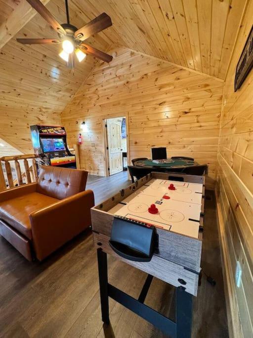New! Indoor Pool/Ps 5/Hot Tub/Parkway Villa Pigeon Forge Exterior foto