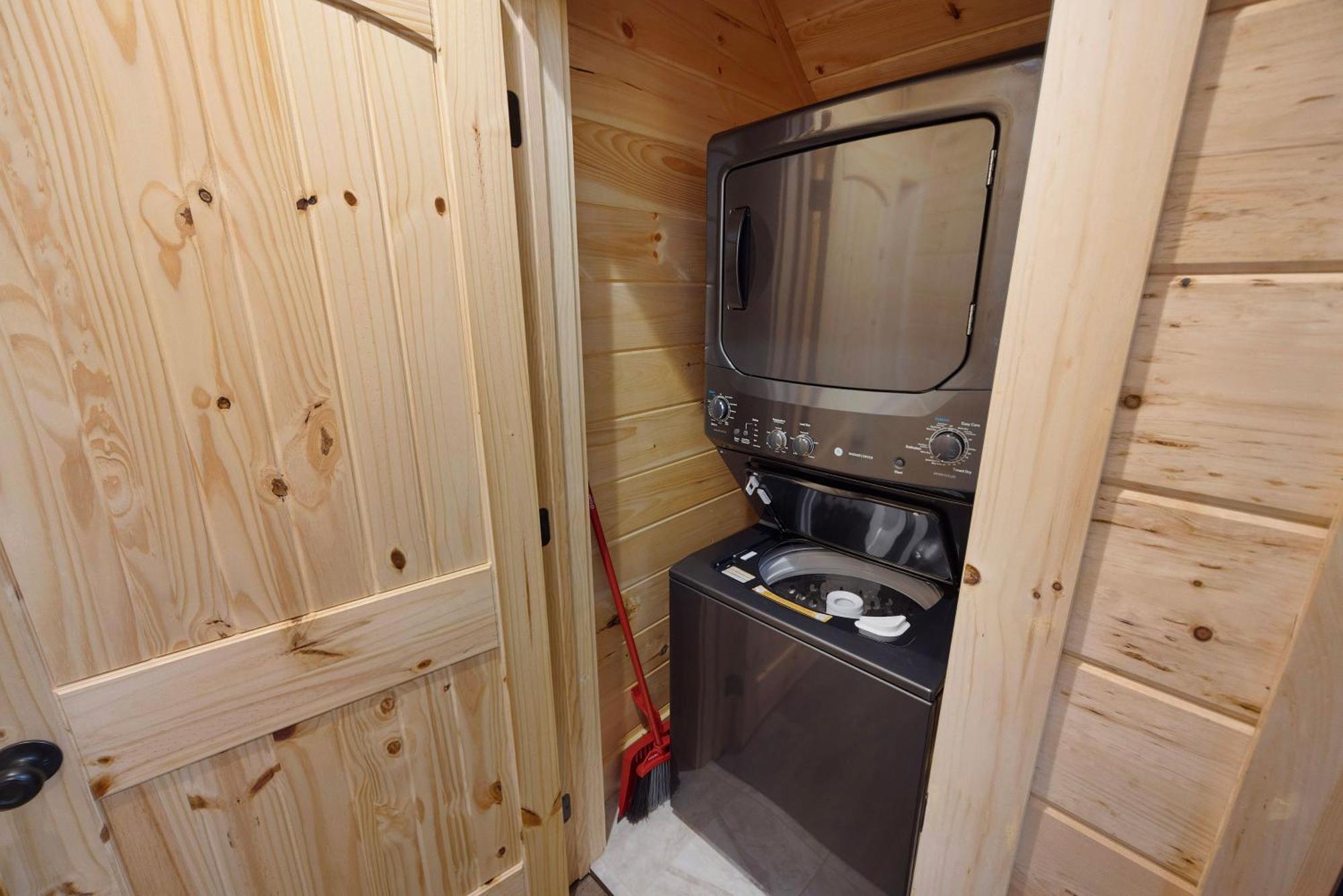 New! Indoor Pool/Ps 5/Hot Tub/Parkway Villa Pigeon Forge Exterior foto