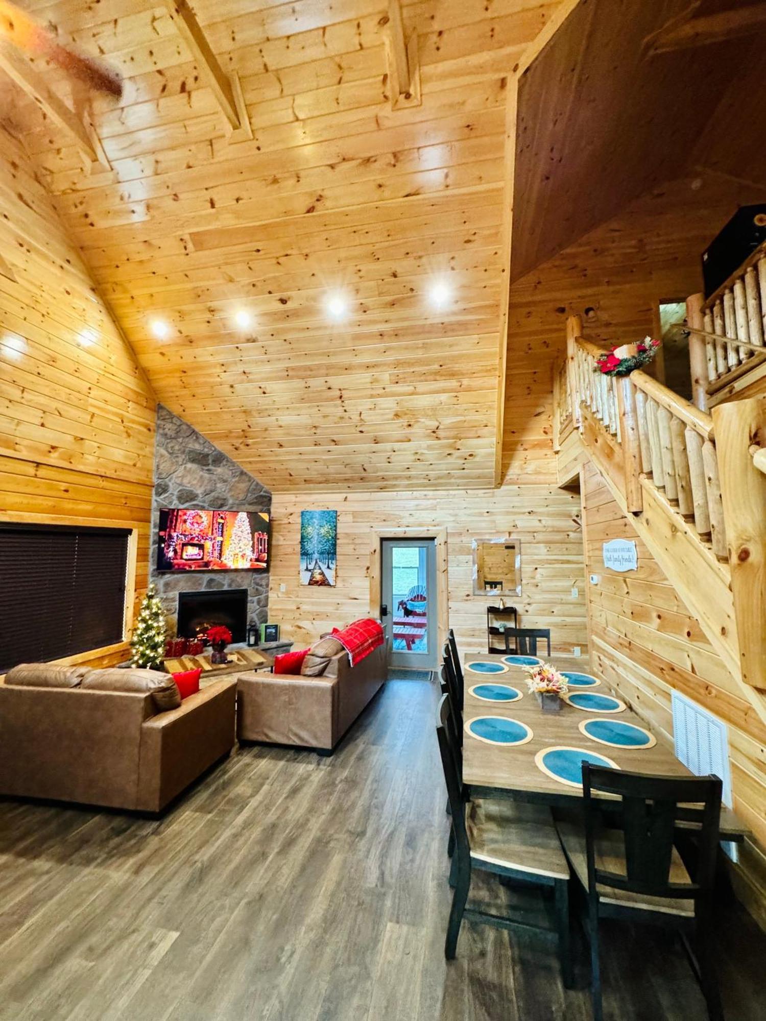 New! Indoor Pool/Ps 5/Hot Tub/Parkway Villa Pigeon Forge Exterior foto